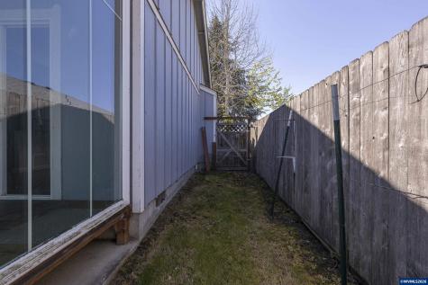 3127 S 12th Street Lebanon OR 97355