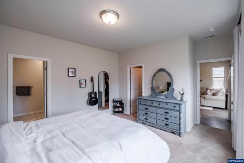 5055 Comet Street NE Salem OR 97305