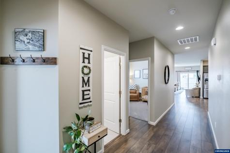 5055 Comet Street NE Salem OR 97305