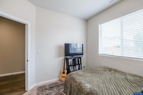 5055 Comet Street NE Salem OR 97305