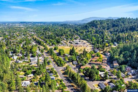 4095 E Amazon Drive Eugene OR 97405
