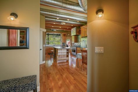 2015 Landaggard Drive NW Salem OR 97304