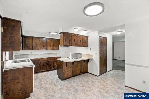 435 Angelee Court Lebanon OR 97355