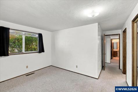 435 Angelee Court Lebanon OR 97355
