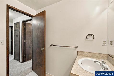 435 Angelee Court Lebanon OR 97355