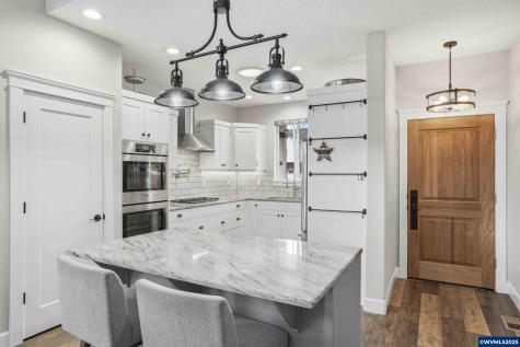 112 Summit View Avenue SE Salem OR 97306