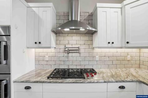 112 Summit View Avenue SE Salem OR 97306