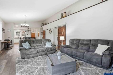 112 Summit View Avenue SE Salem OR 97306