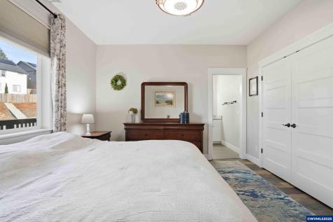 112 Summit View Avenue SE Salem OR 97306