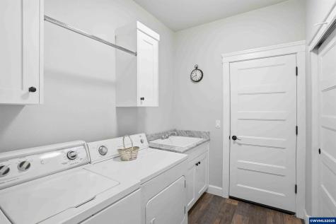 112 Summit View Avenue SE Salem OR 97306