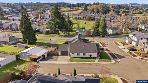 112 Summit View Avenue SE Salem OR 97306