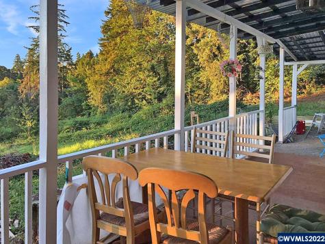 2334 Doaks Ferry Road NW Salem OR 97304