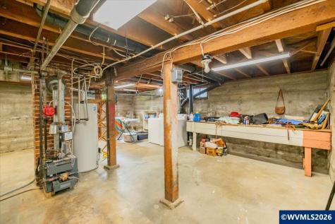760 S Main Street Independence OR 97351