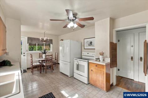 760 S Main Street Independence OR 97351