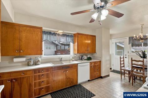 760 S Main Street Independence OR 97351