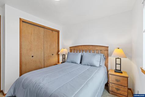 4451 Ocean Avenue NE Salem OR 97301