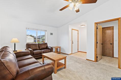 4451 Ocean Avenue NE Salem OR 97301
