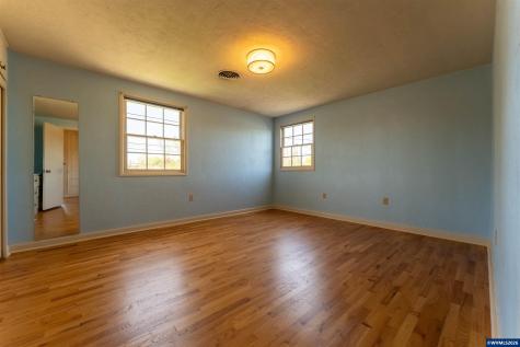 1235 Walnut Street SW Albany OR 97321