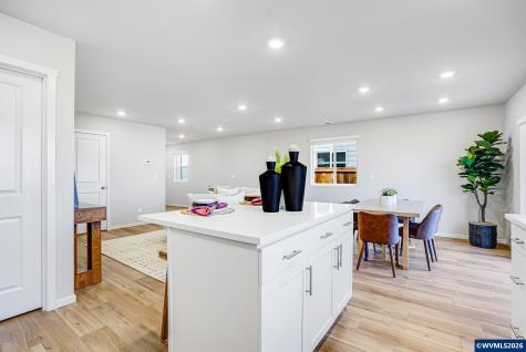 1544 Brown Street Woodburn OR 97071