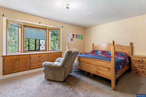 2784 Ballyntyne Road S Salem OR 97302