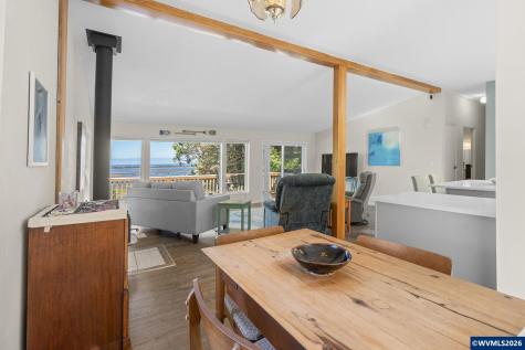 197 S Wells Drive Lincoln City OR 97367