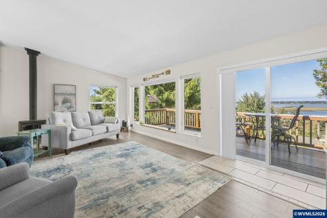 197 S Wells Drive Lincoln City OR 97367