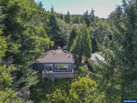 197 S Wells Drive Lincoln City OR 97367