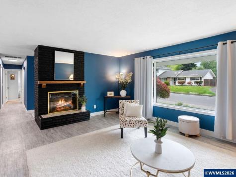 7470 SW Hillcrest Place Beaverton OR 97008