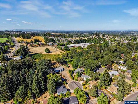 1354 Lea Ann Court NW Salem OR 97304