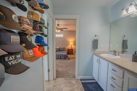 671 Jasmine Circle Independence OR 97351