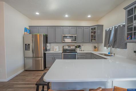 671 Jasmine Circle Independence OR 97351