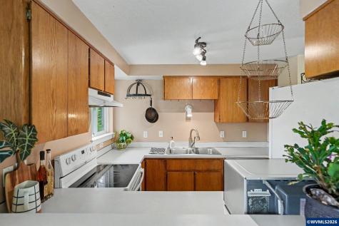 2445 Quail Run Lane S Salem OR 97306