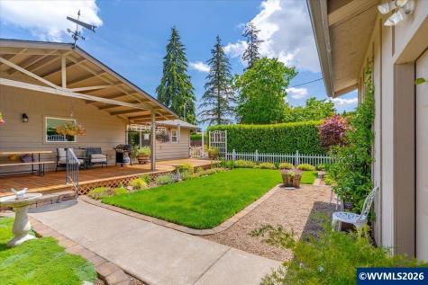 4193 Oakman Street S Salem OR 97004