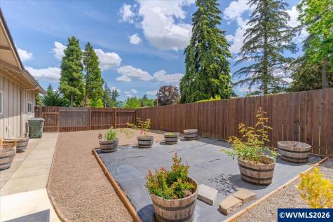 4193 Oakman Street S Salem OR 97004