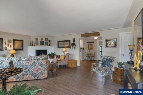 4193 Oakman Street S Salem OR 97004