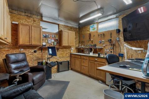 4193 Oakman Street S Salem OR 97004