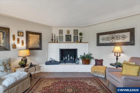 4193 Oakman Street S Salem OR 97004