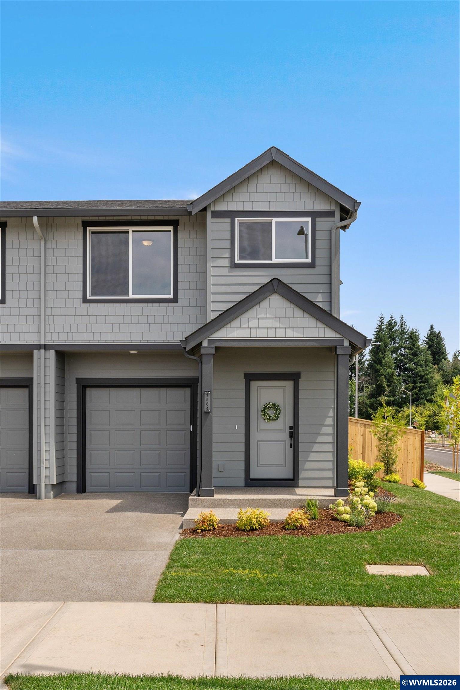 1584 Brown Street Woodburn OR 97071