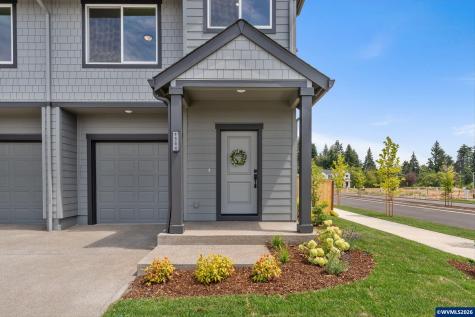 1584 Brown Street Woodburn OR 97071