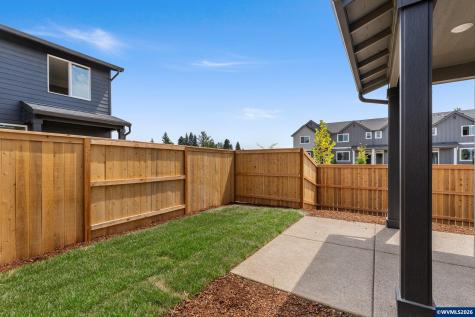 1584 Brown Street Woodburn OR 97071