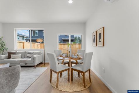1584 Brown Street Woodburn OR 97071