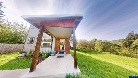 317 SE Sheridan Road Sheridan OR 97378