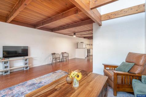 274 NE Powderhorn Drive Corvallis OR 97330