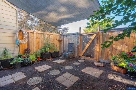 274 NE Powderhorn Drive Corvallis OR 97330
