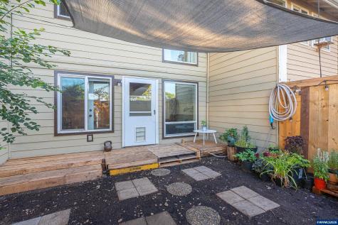 274 NE Powderhorn Drive Corvallis OR 97330