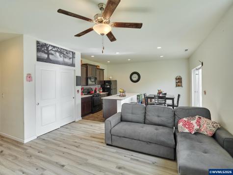 1986 NW 23rd Street Mcminnville OR 97128