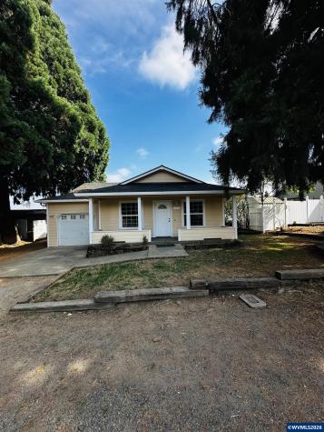 504 Wall Street Silverton OR 97381