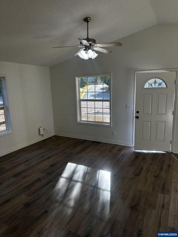504 Wall Street Silverton OR 97381