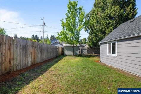 1011 7th Street NW Salem OR 97304