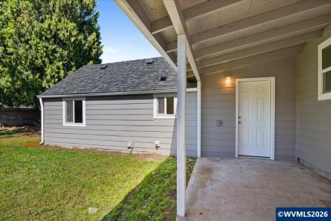 1011 7th Street NW Salem OR 97304